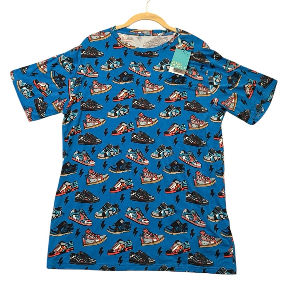 New Posh Peanut Men’s Bolt Sneakers Lounge Wear Shirt Size L